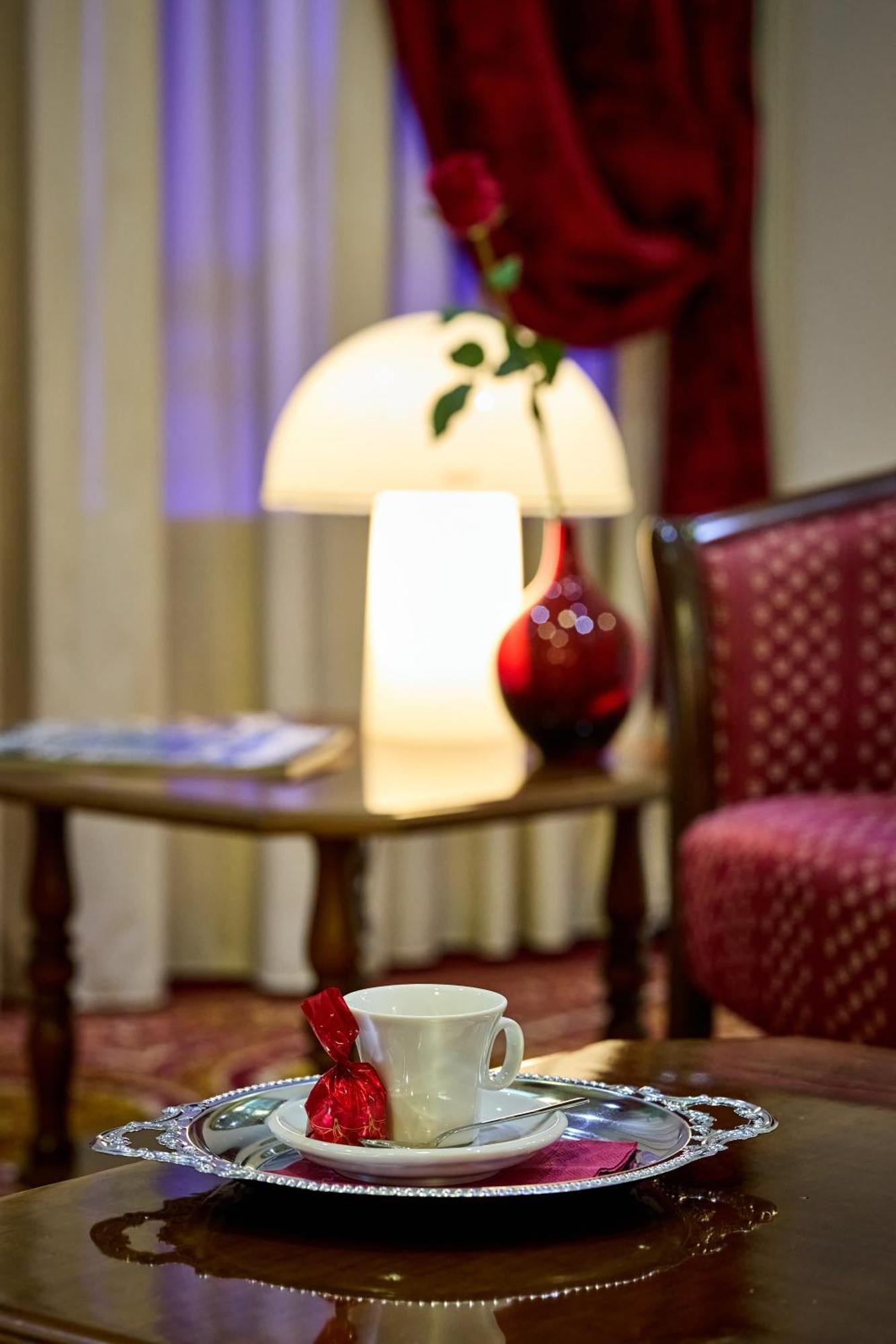 Hotel Paradiso Altedo Buitenkant foto